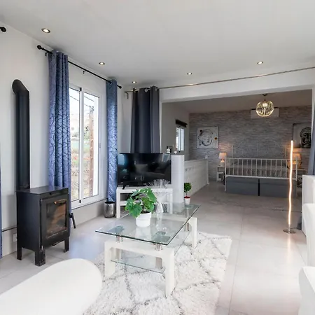 Beautiful 3 Bedroom By Tenerife Ltd