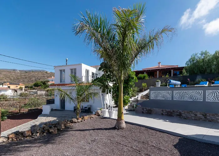 Villa Beautiful 3 Bedroom By Tenerife Ltd *