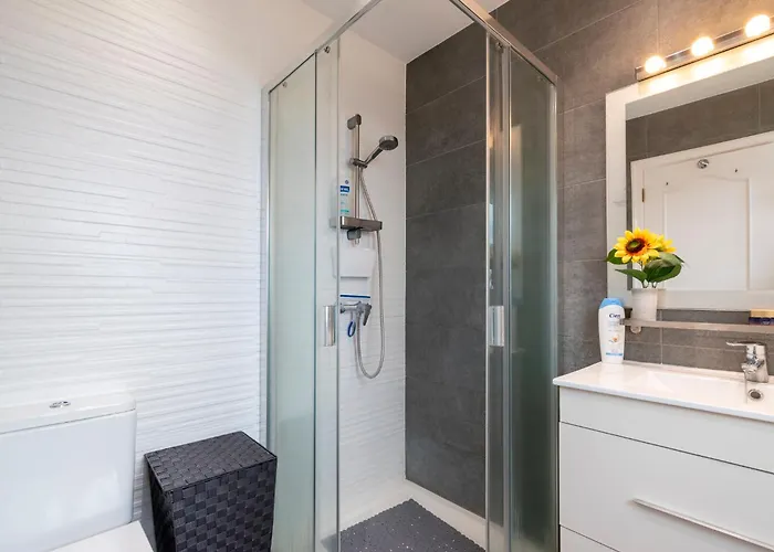 Villa Beautiful 3 Bedroom By Tenerife Ltd